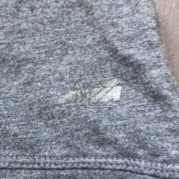 AVIA long sleeve athletic t-shirt with hood - Picture 3 of 3